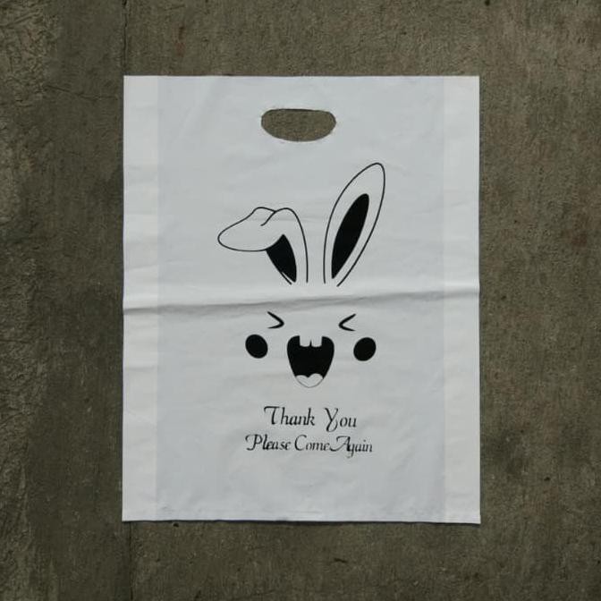 

Plastik motif kelinci ceria 36/30x38 pon oval