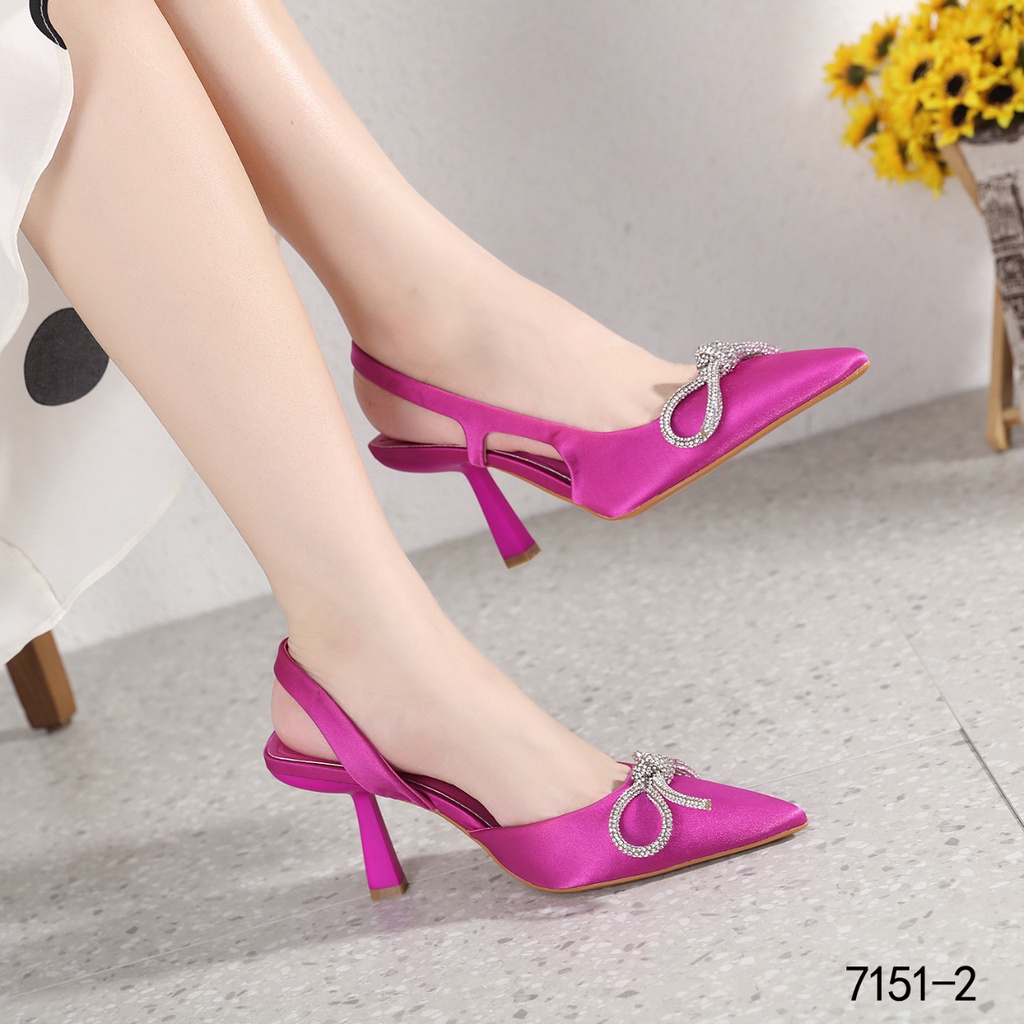 ZR Heels 7151-2