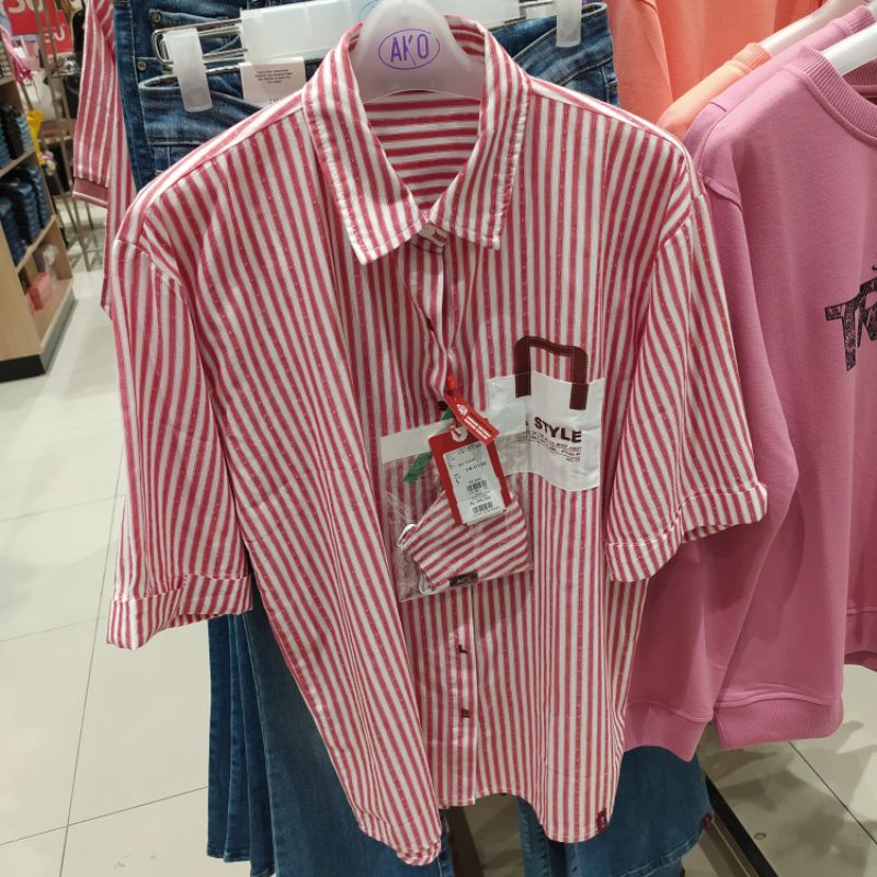 kemeja ako motif garis free masker