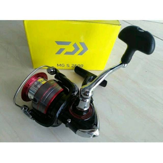 Reel Pancing Daiwa MG S-2500