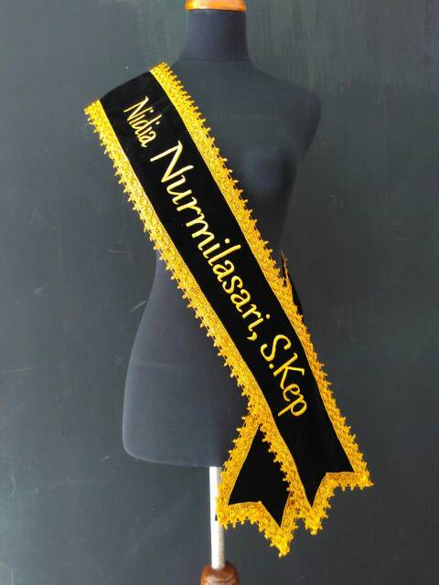 SELEMPANG WISUDA RENDA EKSCLUSIVE / selempang wisuda kainbludru - selempang wisuda murah berkualitas