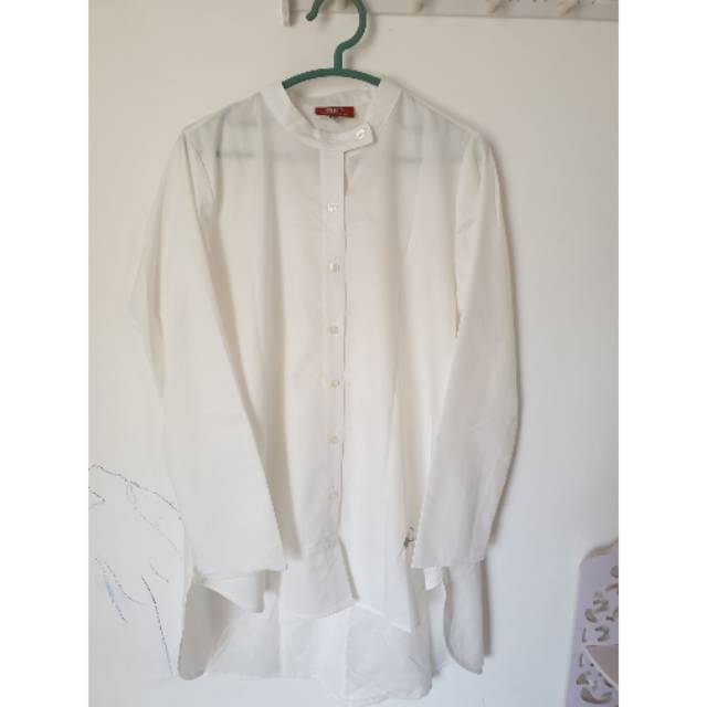 preloved rayna shirt putih allsize riamiranda rare item