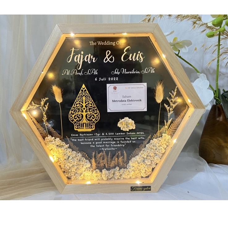 Paling Dicari.. Cinta17 -  Mahar Pernikahan Bingkai Mahar Rustic - Mahar Bingkai Hexagonal 3D