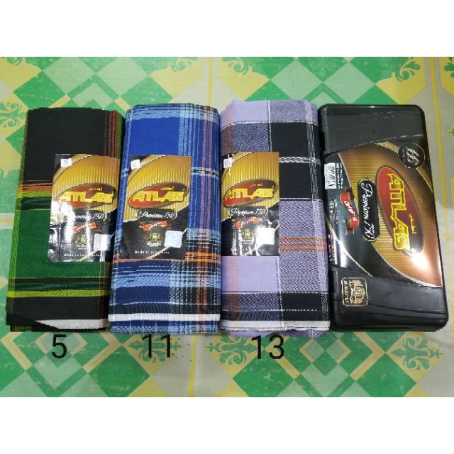Sarung Atlas Premium 750 Motif Kotak Kotak