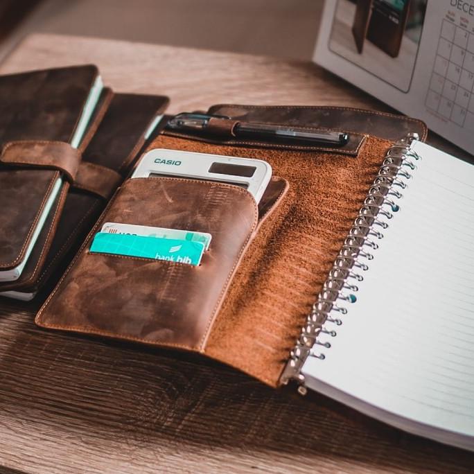 

[[COD]] AGENDA BINDER A5+COVER KULIT SAPI ASLI AGENDA BUKU MURAH [FREE GRAFIR] NEW Kode 806