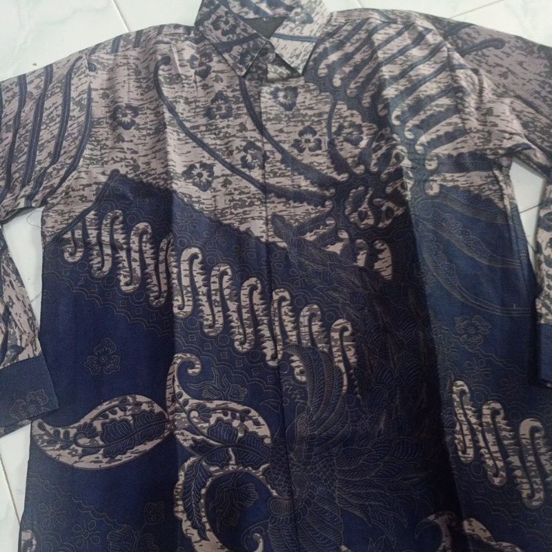 WIRYO JAGAD NARESWARI BATIKSOLOAMANAH KEMEJA BAJU BATIK PRIA SOLO LENGAN PANJANG PENDEK LAPIS FURING ATASAN BATIK PREMIUM MODERN KATUN HALUS MERAK MERAH WAHYU TUMURUN SOGAN PARANG TRUNTUM PANJI WIBOWO NARAYANA CENDRAWASIH KUNING PANJI LESMONO NAVY VIJAY 2