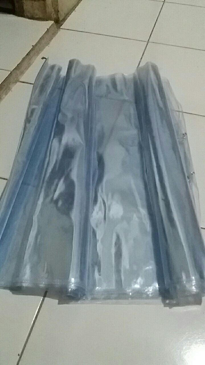 Plastik Gantungan Baju Mika Ukuran Gamis