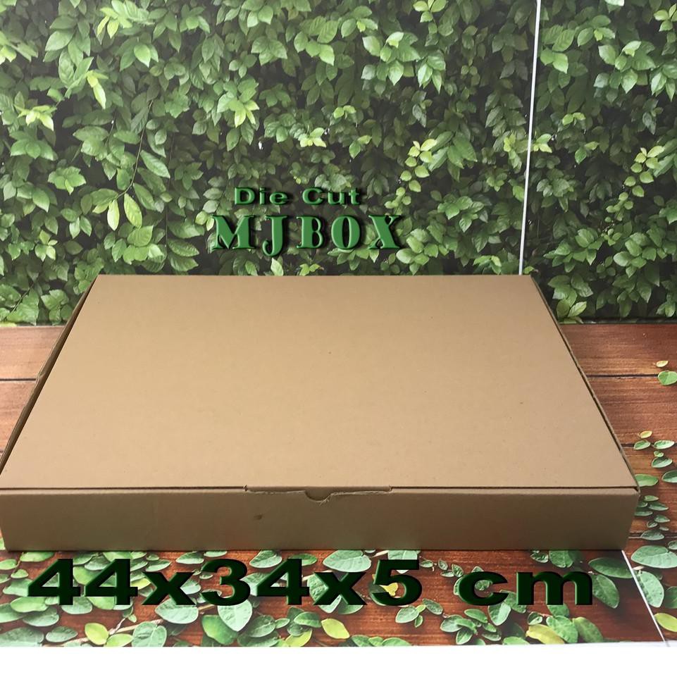 

(Terbaik) Kardus Uk. 44x34x5 cm......Die cut