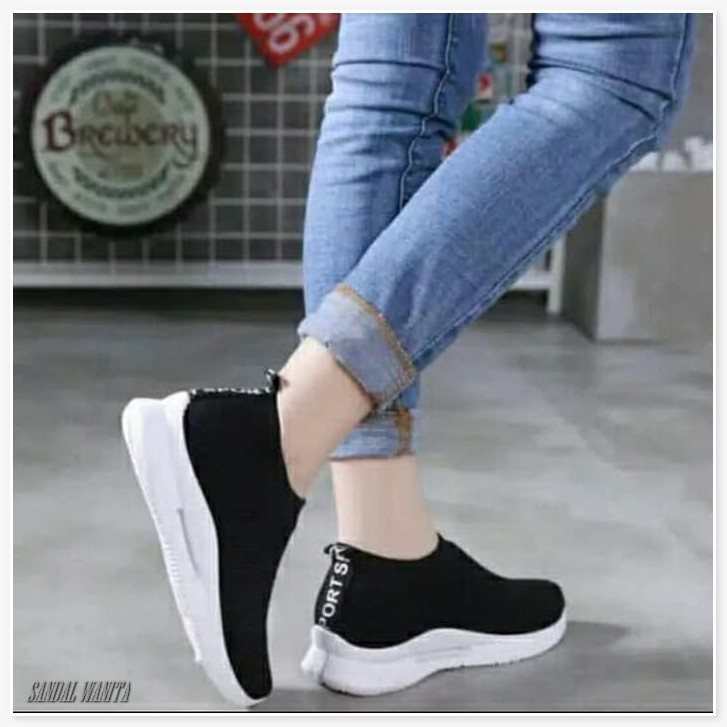 SEPATU WANITA [SEPATU FLAT] SLIP ON KARET HITAM