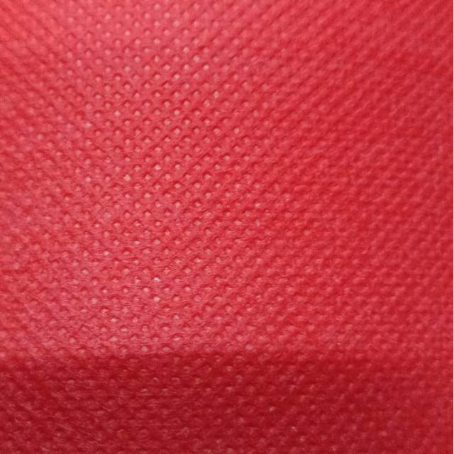 Kain Spunbond / kain masker Merah 50gsm
