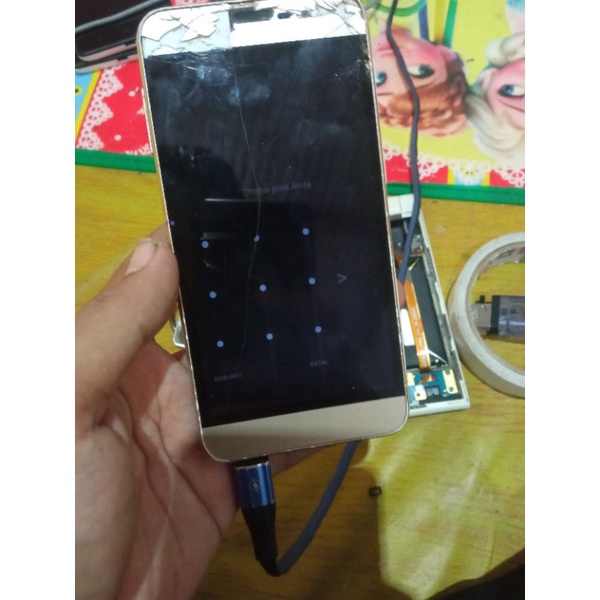 COOLPAD E580 MINUS LCD