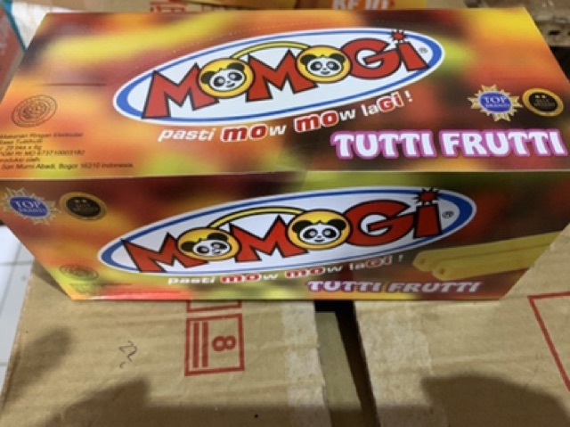 Momogi box isi 20 pcs jagung keju coklat tutti fruity capucino