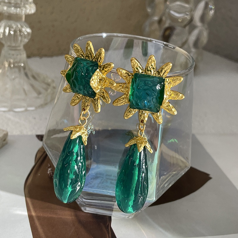 Anting Stud Kristal Bentuk Bunga Matahari Persegi Besar Warna Hijau Bening Gaya Retro Untuk Wanita