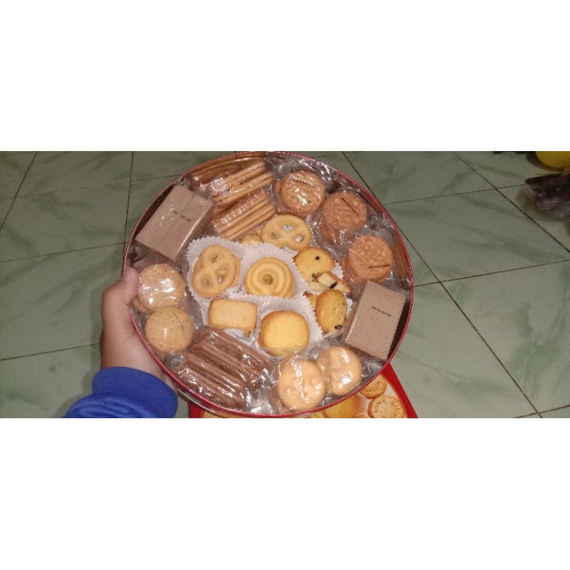 

Romaa