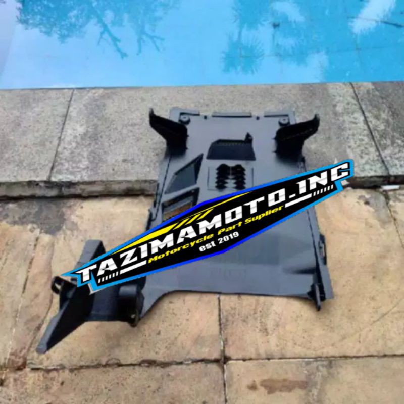 DASBOR BAWAH DEK KOLONG VARIO 125 150 FI LED ESP ALL NEW 2018 ORI