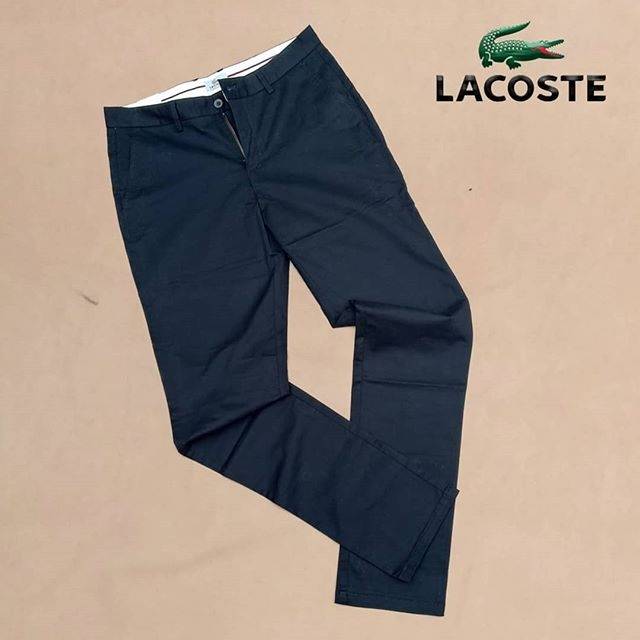 chinos lacoste