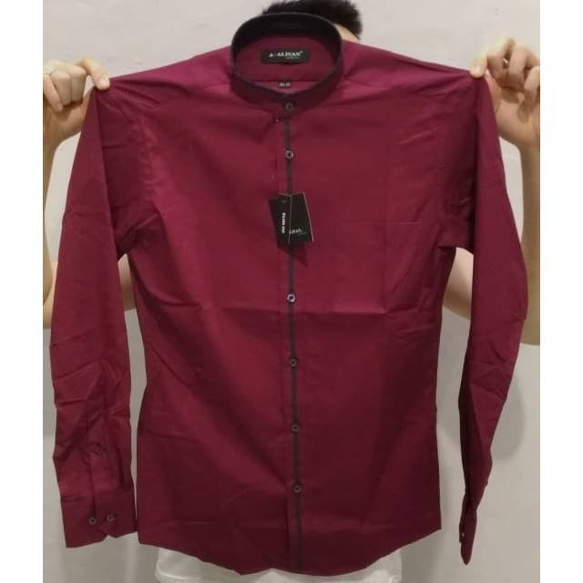 Kemeja Alisan Slimfit Kerah Koko Maroon Kombinasi Lis Lengan Panjang - M
