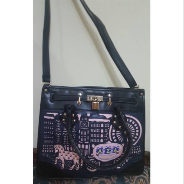 TAS IMPORT ISTANA LONDON