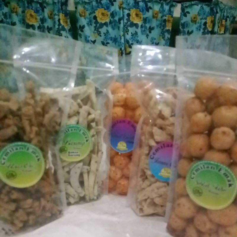 

cemilan emak