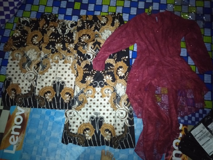 Sarimbit Batik Couple Nagaya Brokat Sogan