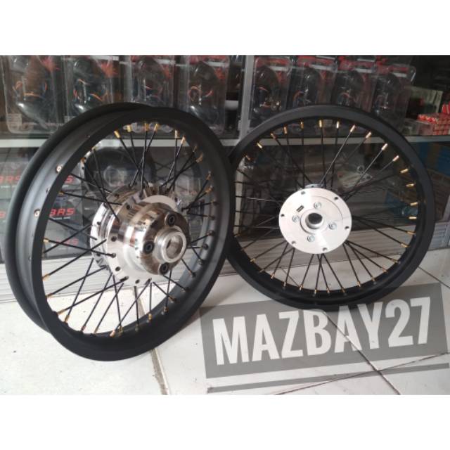 Sepaket Velg Ring 17 Lebar 215 250 Mega Pro, Verza, Tiger