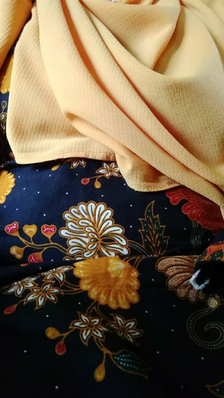 Atasan Batik Tunik Cocok Untuk Baju Kerja