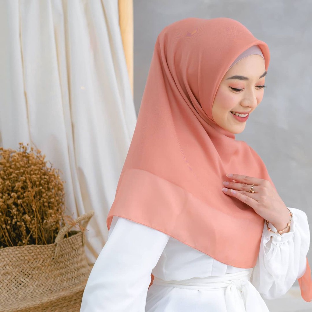 Square Hijab Voal Paris Premium