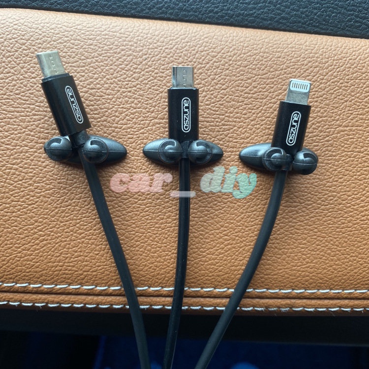 1 / 8 Pcs Klip Holder Kabel USB Headphone Multifungsi Warna Hitam Untuk Mobil