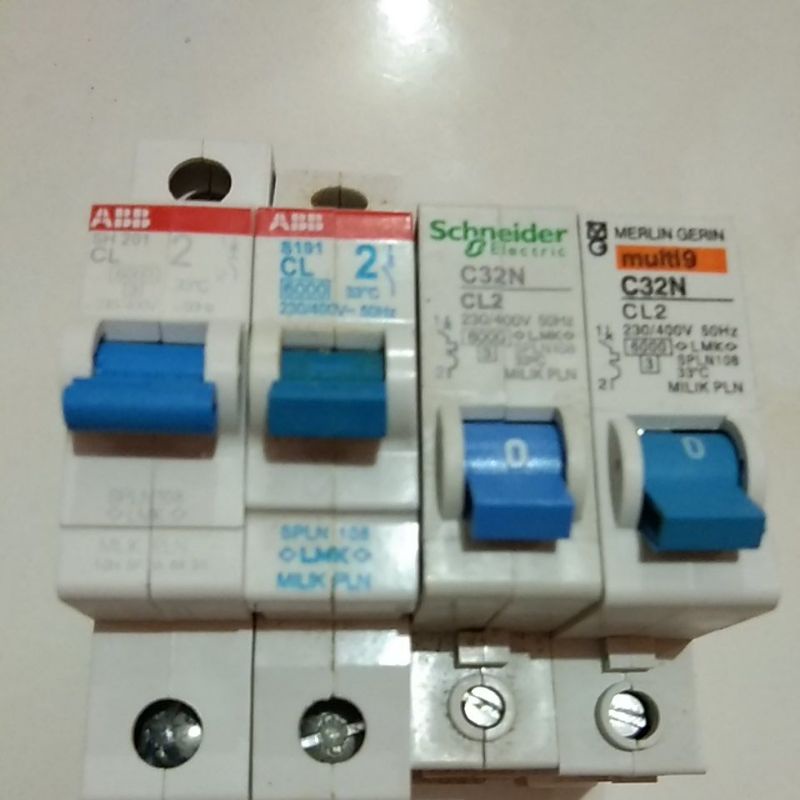 mcb schneider,ABB,merlin gerint 2A modif anti jeglek