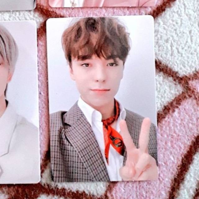 SEVENTEEN An Ode PC - Official photocard Vernon (Truth ver.)