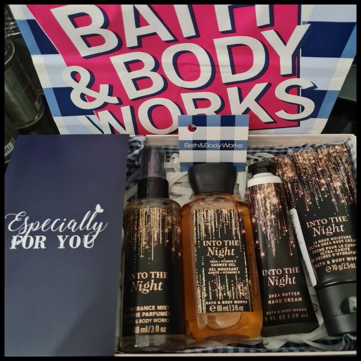 

Giftset / Hampers Bath And Body Works (460)