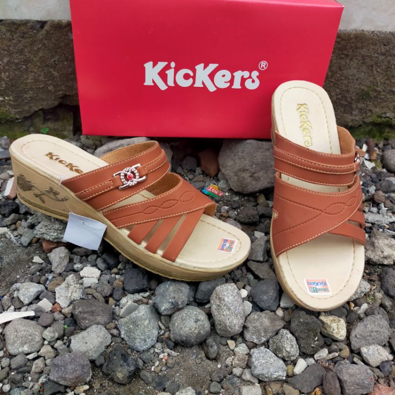 KICKERS SANDAL WANITA WEDGES Ban 2 Ukir