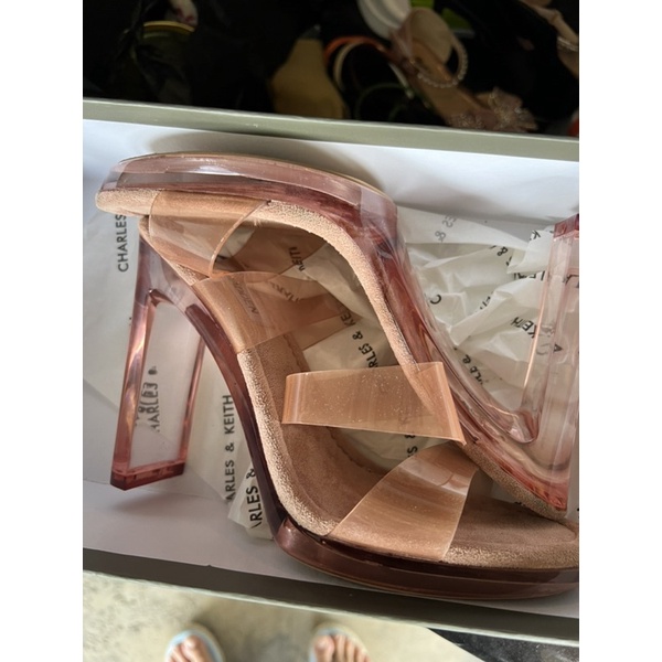 sandal steve madden second