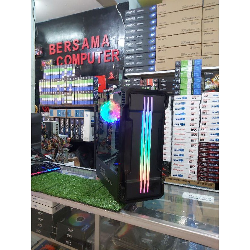 PC gaming desain editing core i7 ram 16 gb ssd 240gb vga 2gb baru