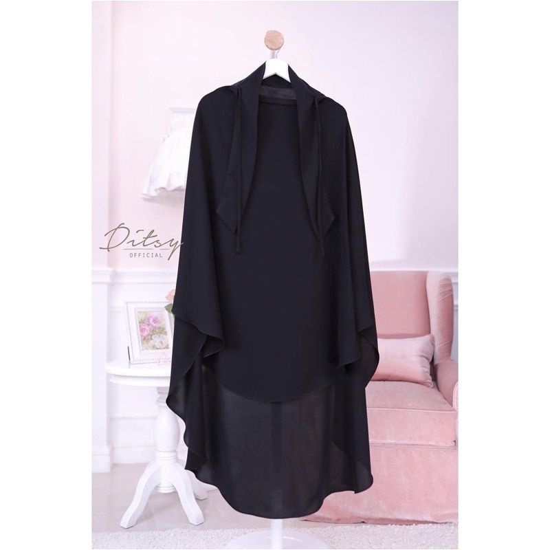 (SOLD) Rawda short black by Ditsy