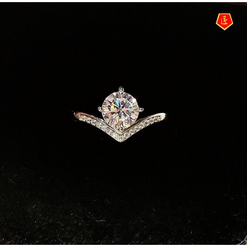 [Ready Stock]Simple Creative Pt950 Moissanite V-Shaped Ring