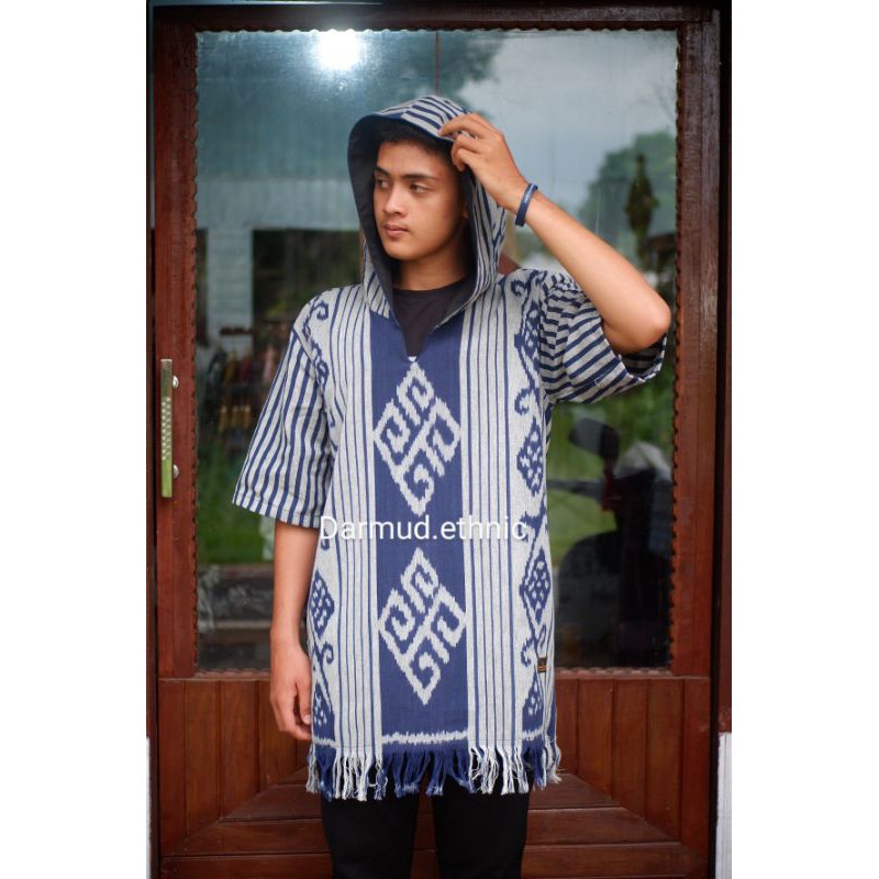 hoodie tenun etnik toraja