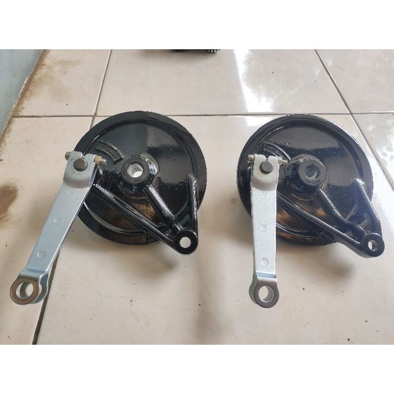 Panel tutup rem tromol belakang bajaj pulsar PNP Ninja M RX king Mega pro Verza Tiger Vixion Scorpio