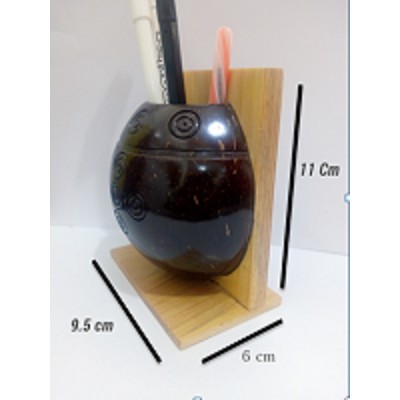 

Tempat Pensil Batok Kelapa