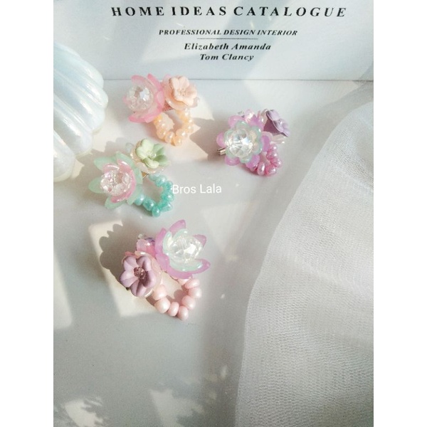 Lala Blooming Brooch Series Bros bunga pastel banyak model