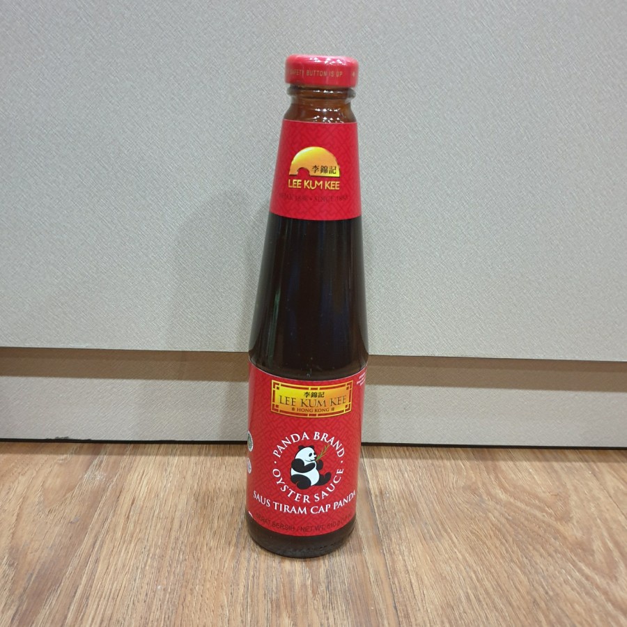 

Lee Kum Kee Oyster Sauce Panda / Lee Kum Kee Saus Tiram Cap Panda 510g