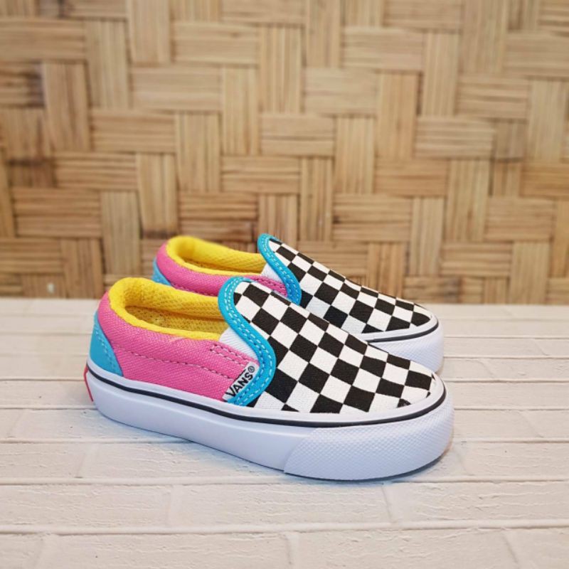 SEPATU ANAK VANS SLIP ON CHEAKERBOARD SIZE 16-35