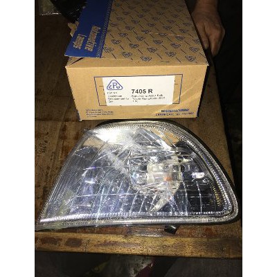 1 BUAH LAMPU SEN SEIN ASSY TOYOTA KIJANG KAPSUL KRISTA 2000 ON B8- AKSESORIS INTERIOR MOBIL