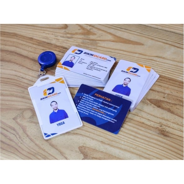 

CETAK ID CARD PVC MURAH / 2 SISI - KARTU MAHASISWA - KARTU KARYAWAN - Anti Luntur & Tahan Air