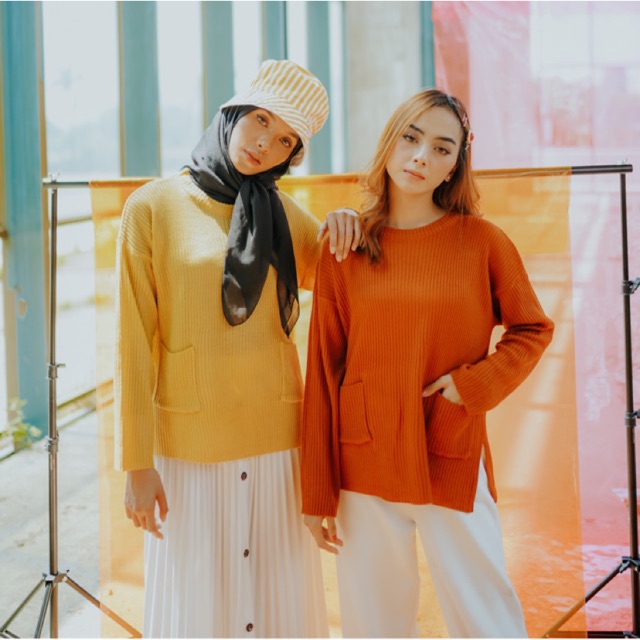 Jovita pocket sweater oriid basic sweater sweater Jovita pocket sweater oriid basic sweater sweater