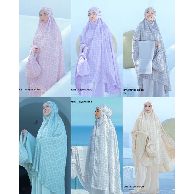 Mukena Deenay Monogram