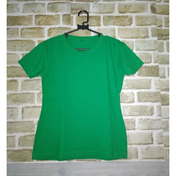 Kaos wanita no minus