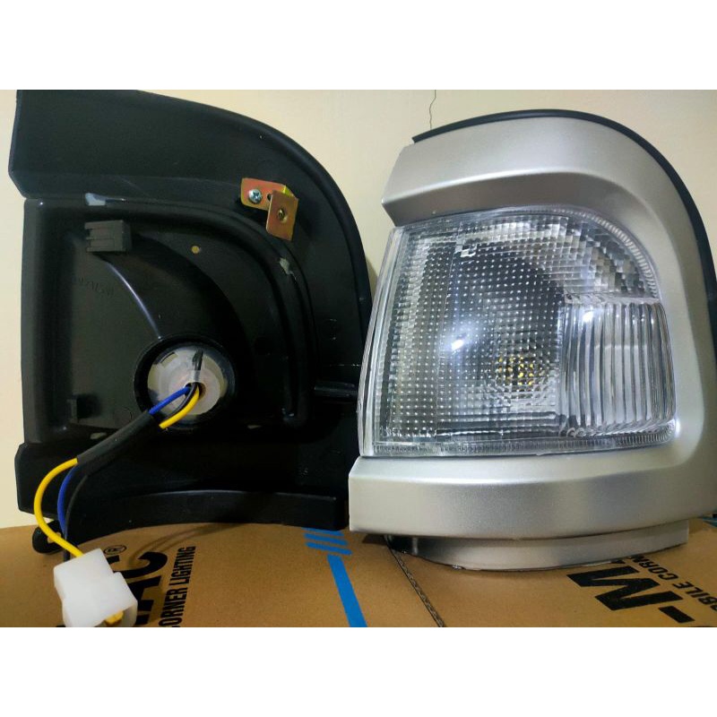 Lampu sen sein depan colt T120 ss T120ss putih bening variasi