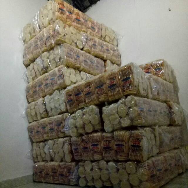 

Kemplang atau kerupuk