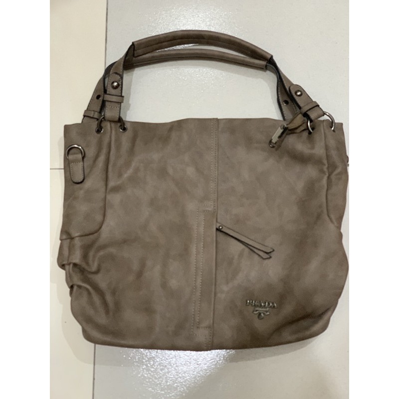 Tas prada second